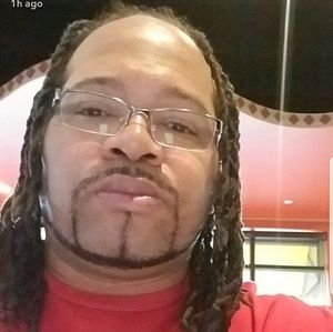 Meet your Posher, Royell